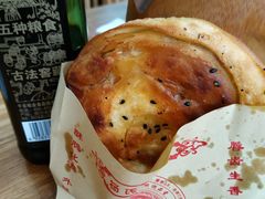 锅盔-青石桥老瓦房肥肠粉总店(青石桥总店)