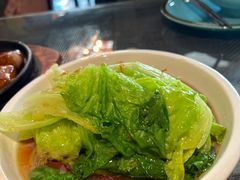 -月枫江南小馆(绿地缤纷广场店)