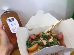 自制冬瓜茶-呷贺盐酥鸡(抄纸巷店)