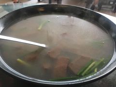 扁菜鸭红汤-甘家界牌柠檬鸭(青山店)