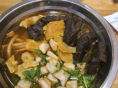-柳州肥姨妈大骨螺蛳粉(江宁万达店)