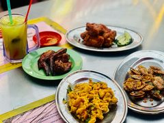-黄亚华小食店(Jalan Alor)