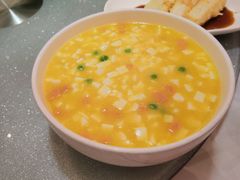 金沙虾仁豆腐-孔雀云贵川·融合菜(长宁来福士店)