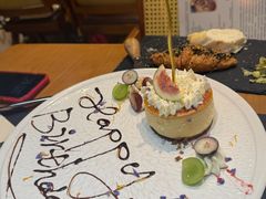 -Mark&Mars Restaurant