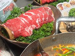 -楠小云·云南鲜牛野生菌自助火锅(九眼桥店)