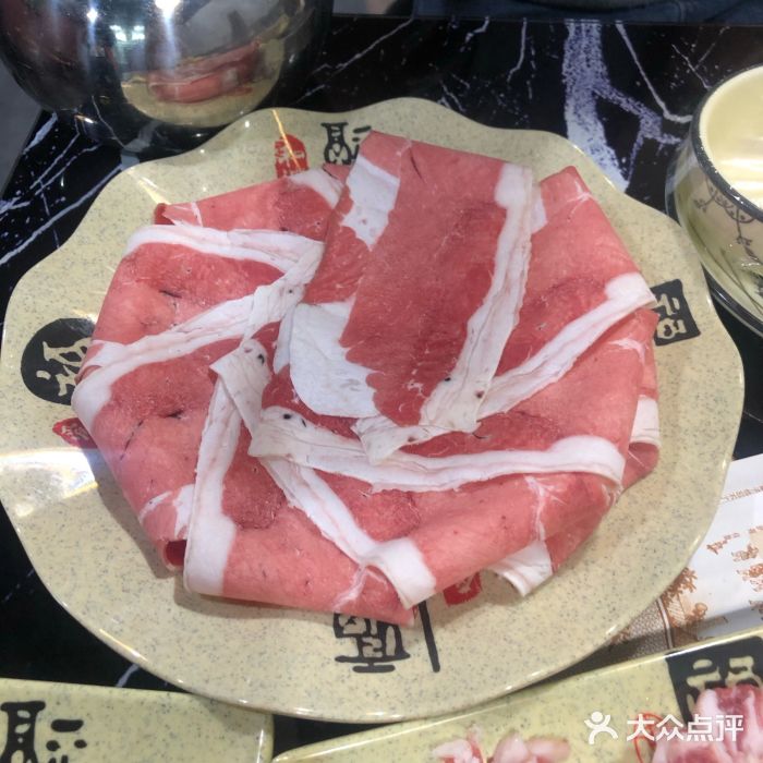 牛九铜火锅图片