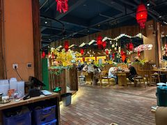 -老滇山寨•云南特色菜•地方菜•民族风情歌舞表演(金碧店)