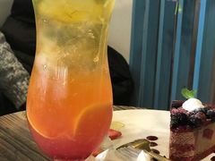 西柚水果茶-共舞时光猫咖·狗咖(新街口店)