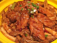 -多嘴超级肉蟹煲(欧亚卖场店)