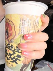 -UGIRL有个美甲