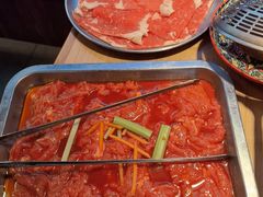 -洱火云南酸菜牛肉火锅(石景山当代商城店)