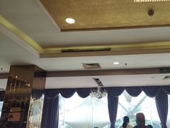 -御满江海鲜酒家(洛溪新城店)