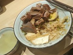 -狮头牌卤味研究所·卤味饭(花城汇南区店)