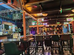 -Famous肥猫墨西哥音乐餐吧(五棵松华熙LIVE店)