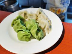 -裕龙汤泉