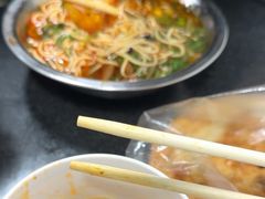 -薛记襄阳香辣牛肉面(平安路店)