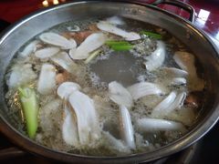 -老石黑山羊毛驴肉火锅(金凯广场店)