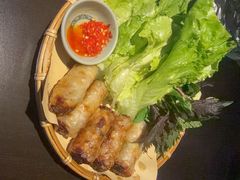 -大头虾越式风味餐厅(光明广场店)
