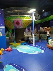 -多奇妙乐园·淘气堡·电玩·抓娃娃(海口吾悦店)