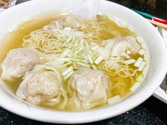 鲜虾云吞面-伍湛记 · 广州老字号(龙津中路店)
