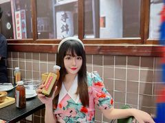 -何妹湿辣牛肉·粤式烧烤砂煲(桂雅路店)