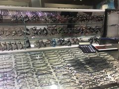 -华彬眼镜专业渐进配镜(潘家园店)