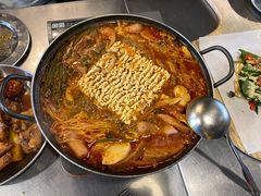 -MI WU FACTORY米屋美食工厂餐厅(绿地店)