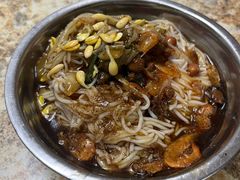 -灵山卢梅燕粉店