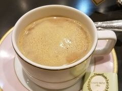 -ladurée(戴高乐机场T 2F店)