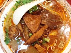 -金杨拉面王小吃面馆·牛三宝面·红烧牛肉粉