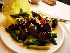 黑金雪花牛肉粒-上海和平饭店龙凤厅 Dragon Phoenix