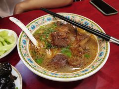-金杨拉面王小吃面馆·牛三宝面·红烧牛肉粉