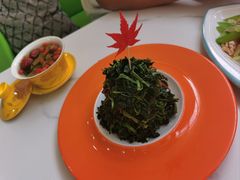 -三江源美食城