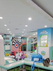 -孩子王童乐园(唐山万达广场店)