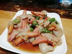 吮指兰花蚌-臻鲜燕海鲜融合餐厅(金陵style店)