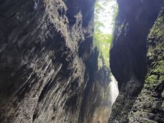 -龙水峡地缝景区
