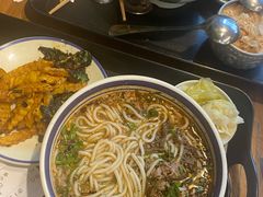 -云阿蛮云南生烫牛肉米线(奉贤路店)