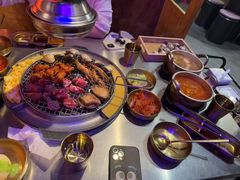 -釜山火炉·海鲜烤肉(紫藤路店)