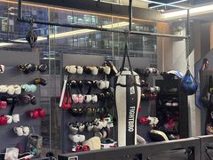 -威克健身游泳(万菱汇店)