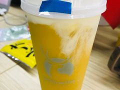 芒果芝士茉香茶-瑞幸咖啡(1+1大厦店)