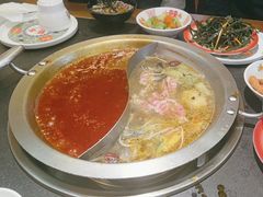 -沸炉重庆老火锅(军事博物馆店)