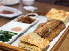 -闻道食府烙饼卷带鱼(原车耳营店原大觉寺店)