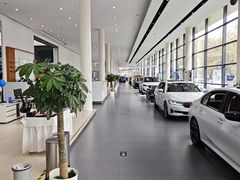-北京华德宝宝马4S店(朝阳店)