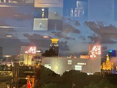 -东方明珠·可口可乐欢乐餐厅