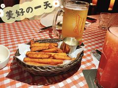 黄酱沾番薯-鲨鱼美式餐厅酒吧Sharky