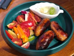 菲律宾香肠煎蛋配渍蔬菜-Mesa Madre梅萨妈妈·Bintana(国贸店)