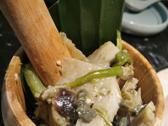 舂青花椒牛肚-云海肴云南菜·蒸汽石锅鱼(青岛万象城店)