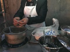 -岗上渣渣老火锅(两路口店)