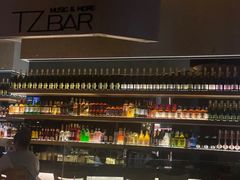 -TZ House音乐现场(来福士中心店)