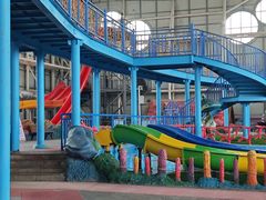 -四季贵州·山地温泉水世界